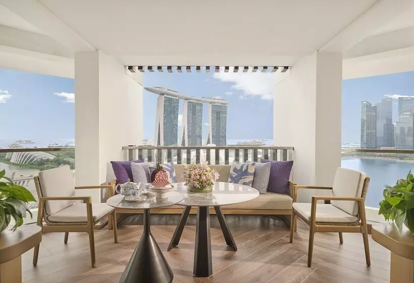 سوئیت پرزیدنت, Mandarin Oriental Singapore