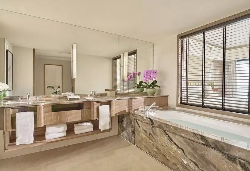 3 Bedroom Suite, Mandarin Oriental Singapore