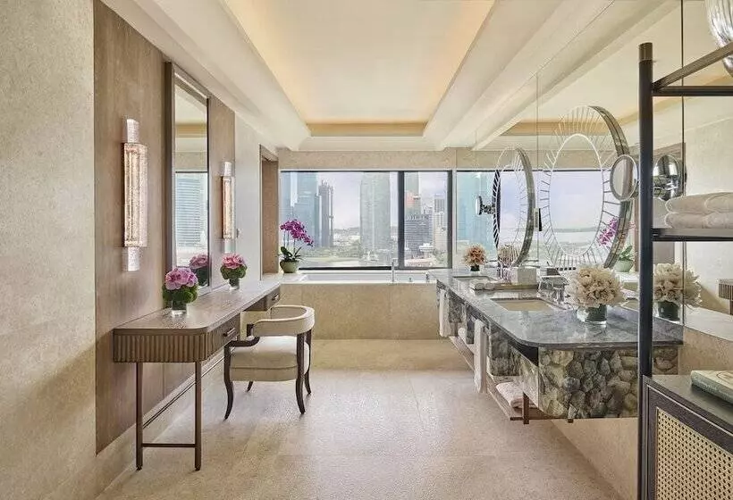1 Bedroom Penthouse Apartment, Mandarin Oriental Singapore
