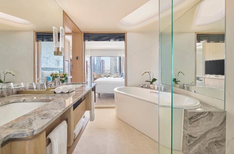 اتاق استاندارد با چشمانداز, Mandarin Oriental Singapore