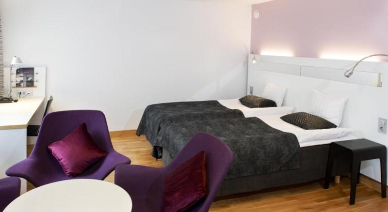 带大床的标准间, Scandic Europa