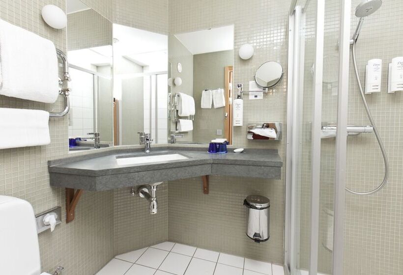 家庭间, Quality Hotel Grand, Borås