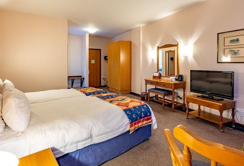 Номер Стандарт, African Sky Hotels Pine Lake Inn