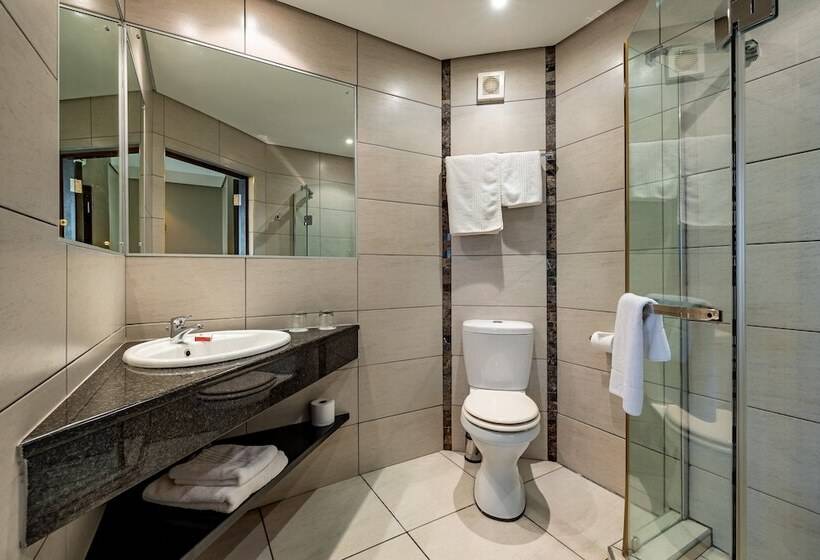 Стандартный Номер Кровать Кинг, African Sky Hotels Pine Lake Inn