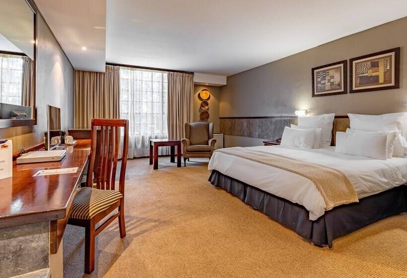 스탠다드 룸 킹사이즈 침대, African Sky Hotels   Pine Lake Inn