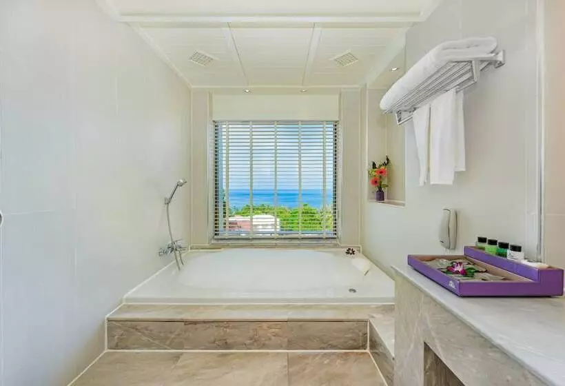 Deluxe Suite Sea View, Diamond Cliff Resort & Spa   Sha Extra Plus