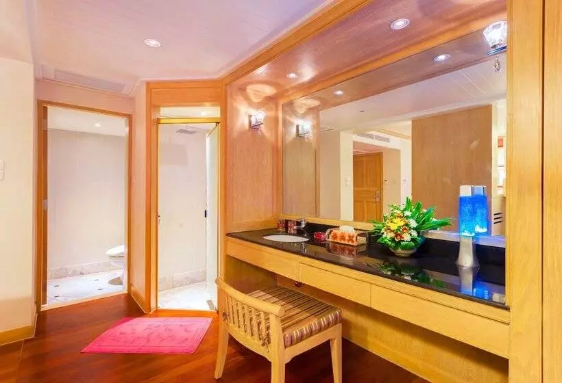 Deluxe Suite Sea View, Diamond Cliff Resort & Spa   Sha Extra Plus