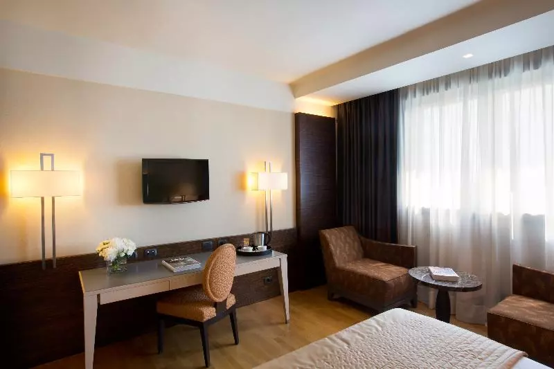 سوییت با چشم‌انداز دریا, Diamond Cliff Resort & Spa   Sha Extra Plus