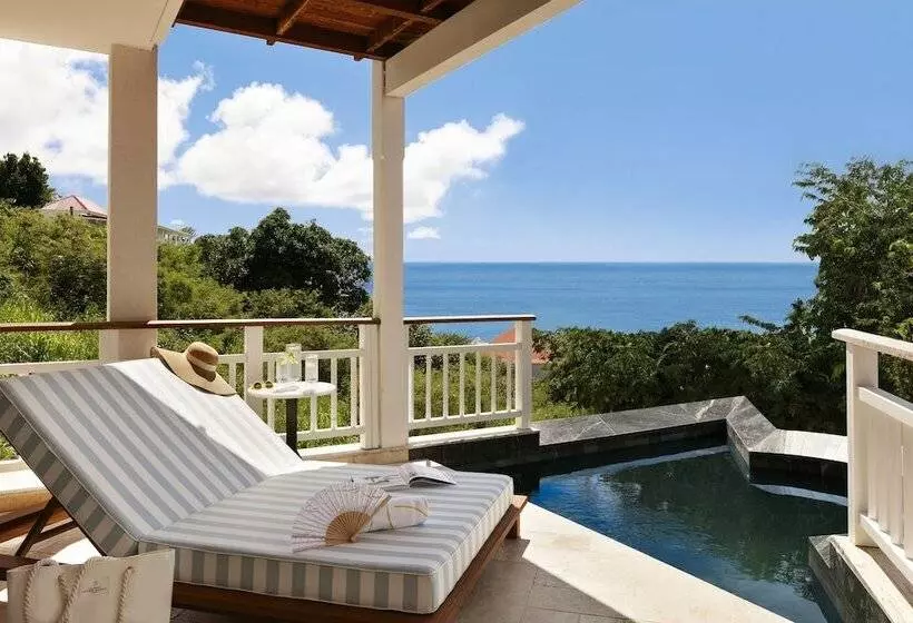 سوییت جونیور با چشمانداز دریا, Barriere Le Carl Gustaf St Barth