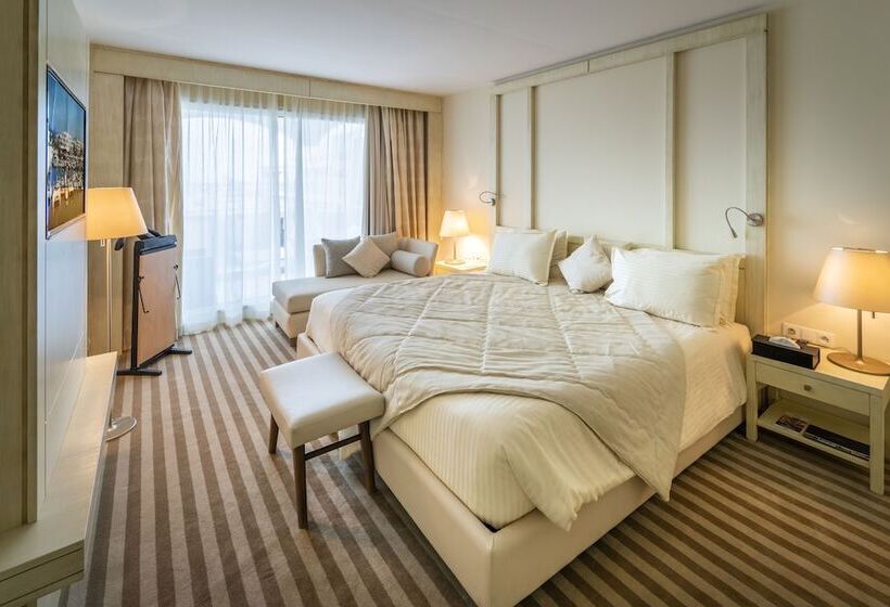 سوییت جونیور, Occidental Sfax Centre