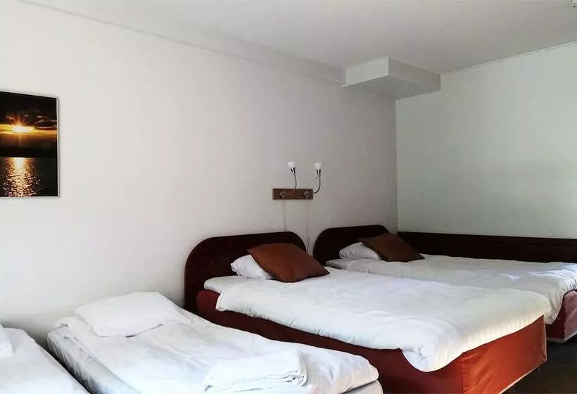 اتاق خانوادگی, Finlandia Hotel Isovalkeinen