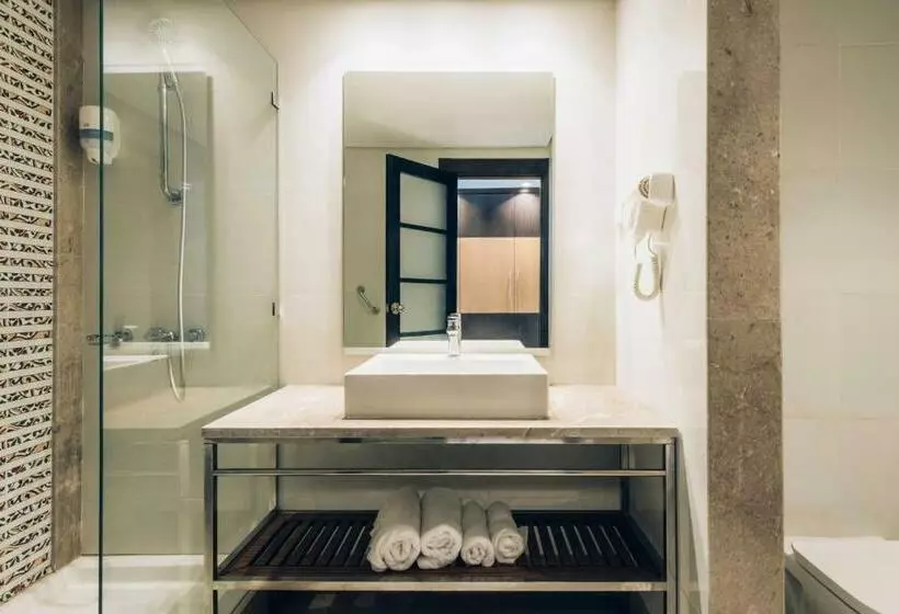 اتاق استاندارد با چشمانداز باغ, Iberostar Selection Kuriat Palace