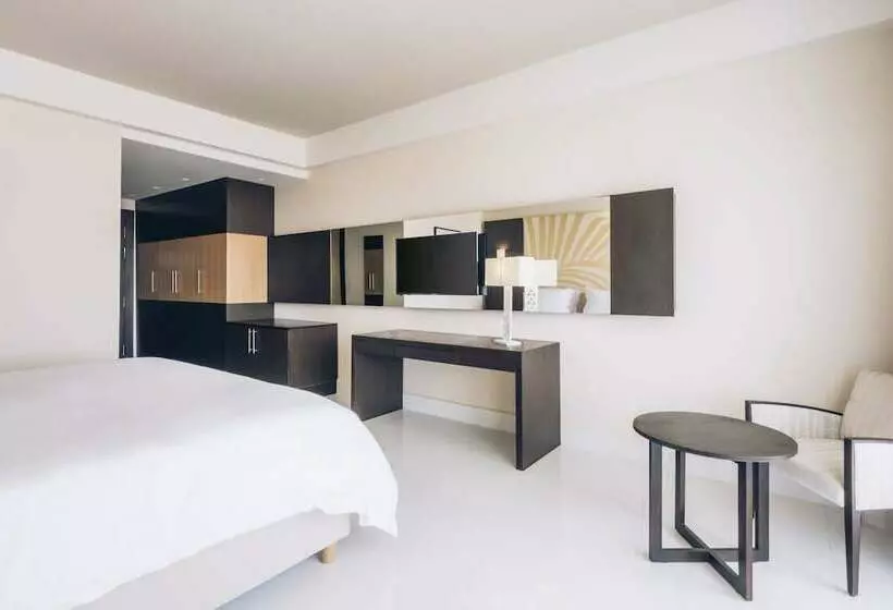 اتاق استاندارد با چشمانداز باغ, Iberostar Selection Kuriat Palace