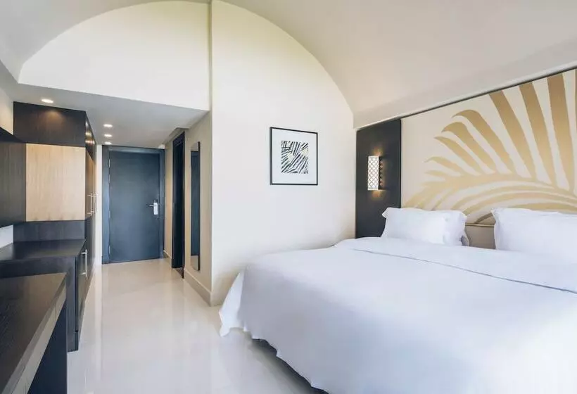 اتاق استاندارد با چشمانداز دریا, Iberostar Selection Kuriat Palace