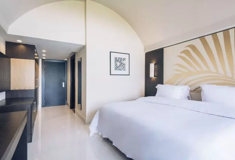 اتاق اساندارد با چشم‌انداز جانبی به دریا, Iberostar Selection Kuriat Palace