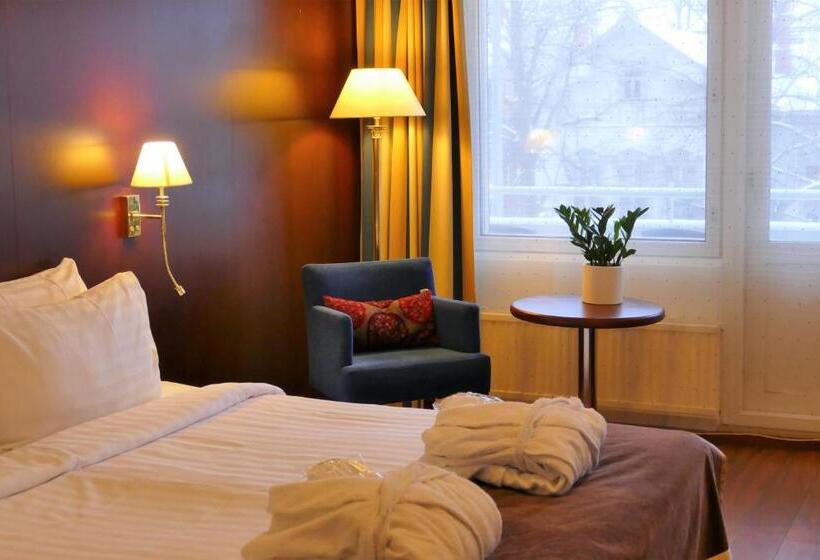 スーペリアールーム, Kalliohovi