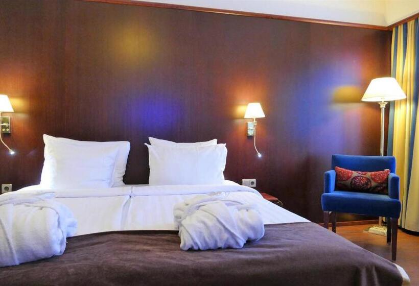 スーペリアールーム, Kalliohovi