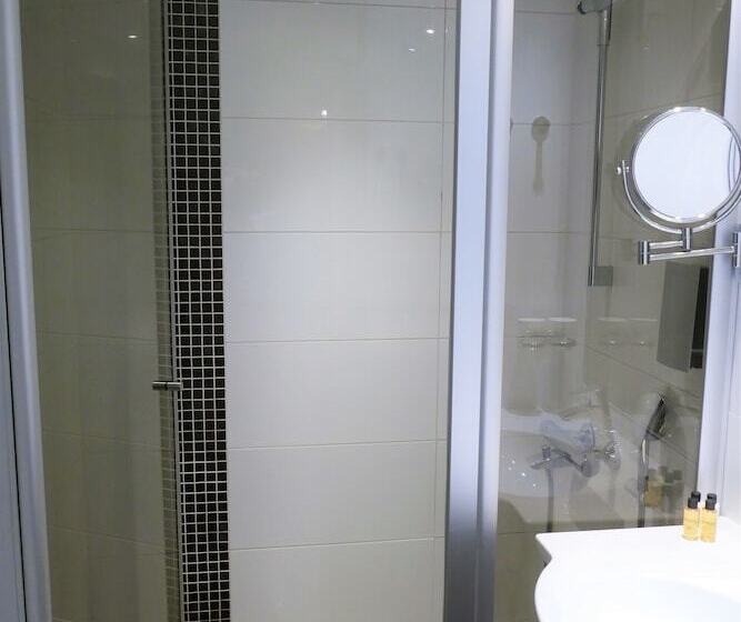 スーペリアールーム, Kalliohovi