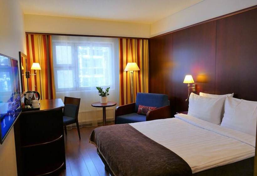 スーペリアールーム, Kalliohovi