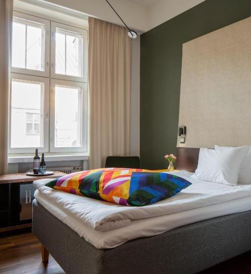 ベーシックルーム, Klaus K