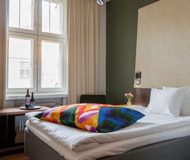 ベーシックルーム, Klaus K