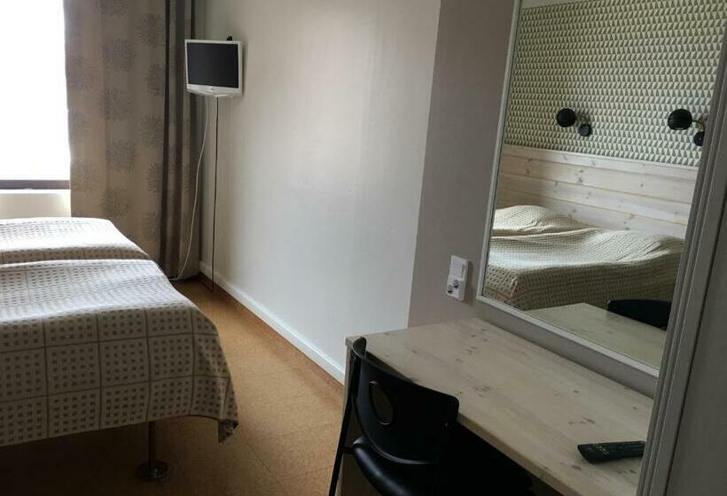 חדר סטנדרט, Li Pellonhovi