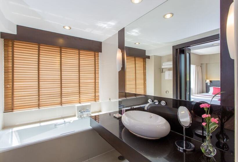 اتاق لوکس, Ramada Plaza By Wyndham Bangkok Menam Riverside