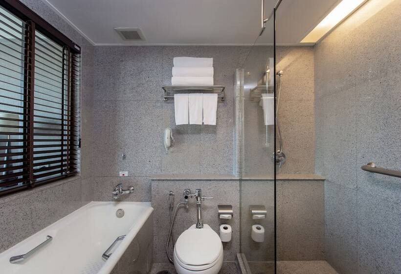 سوئیت دلوکس 2 خوابه, Ramada Plaza By Wyndham Bangkok Menam Riverside