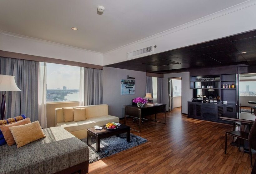 سوئیت دلوکس 2 خوابه, Ramada Plaza By Wyndham Bangkok Menam Riverside