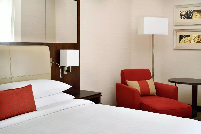 キングサイズベッドのスタンダードルーム, Riyadh Marriott