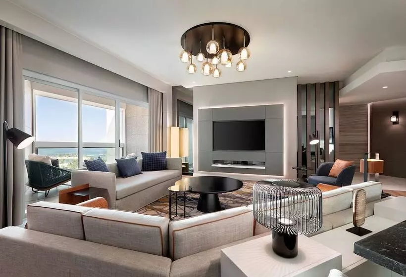 سوئیت کلوب با چشمانداز دریا, Sheraton Jeddah