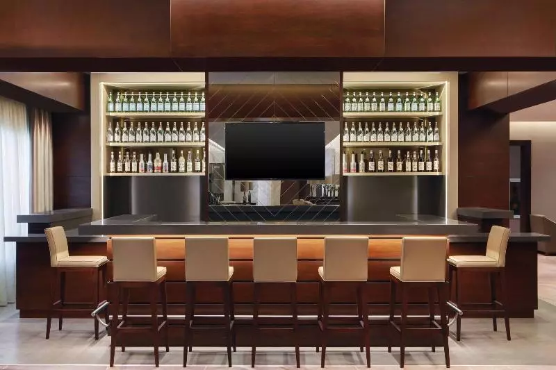 سوئیت با تخت بزرگ, Sheraton Riyadh Hotel & Towers