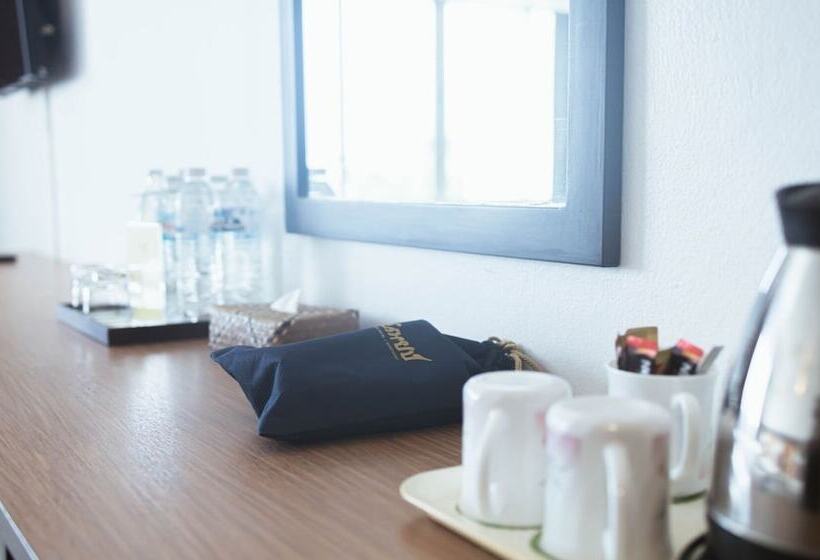 غرفة ديلوكس, Tanyong