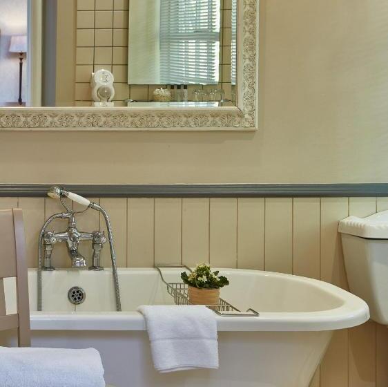 סוויטה משפחתית, The Devon Valley