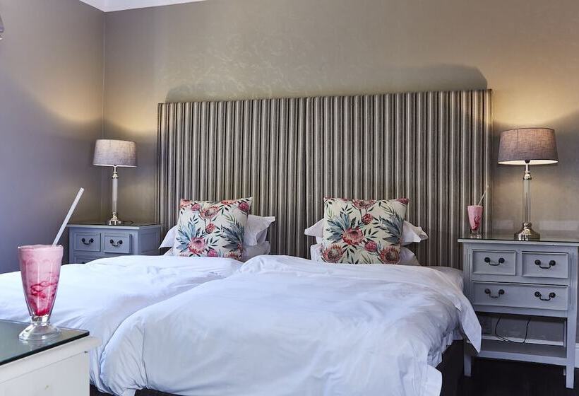 סוויטה משפחתית, The Devon Valley