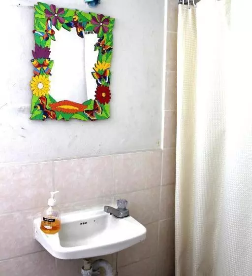 اتاق استاندارد, Ximenas Guest House