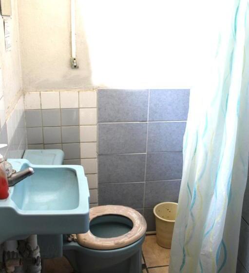 غرفة أساسية, Ximenas Guest House