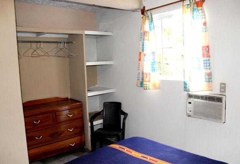 غرفة ديلوكس, Ximenas Guest House