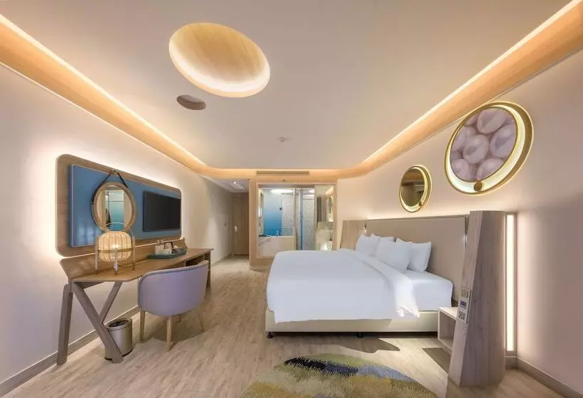 バルコニー付プレミアムルーム, Andaman Embrace Patong, Phuket