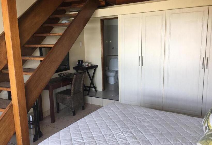 חדר משפחתי נוף לים, Salt Rock Hotel And Beach Resort