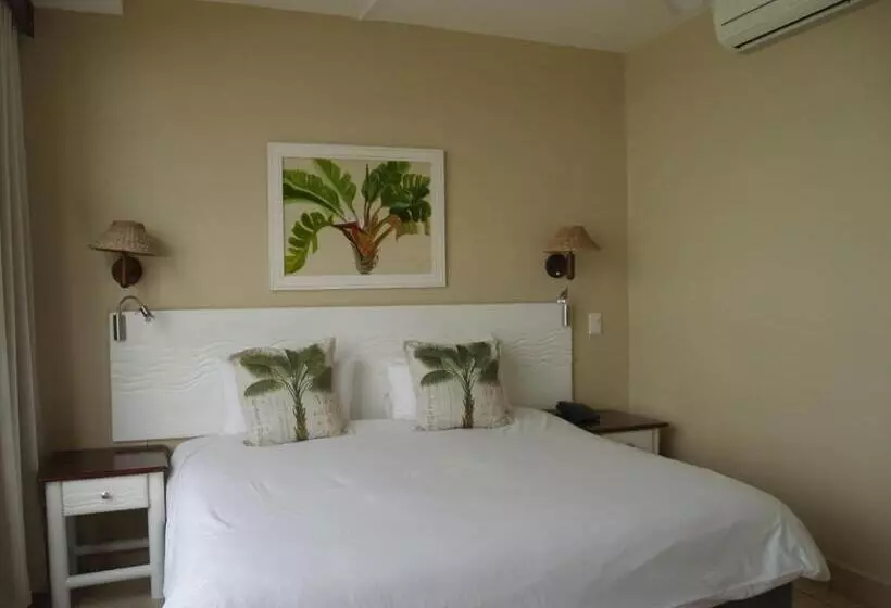 バルコニー付きスーペリアルーム, Salt Rock Hotel And Beach Resort