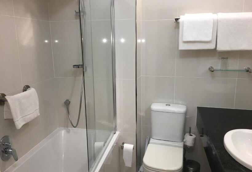 חדר דלוקס עם מרפסת, Salt Rock Hotel And Beach Resort