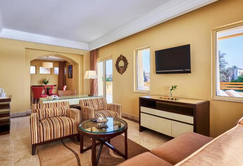 سوییت جونیور, Steigenberger Resort Achti