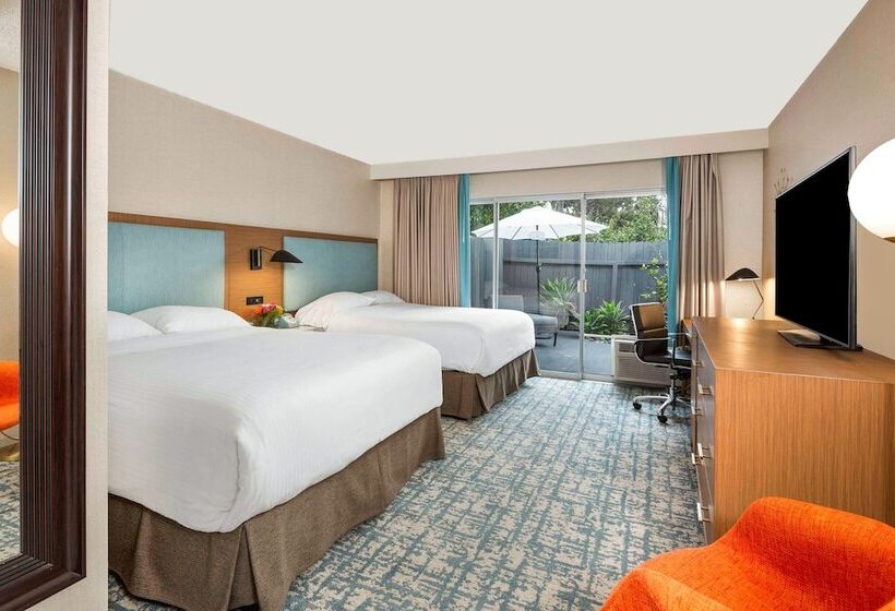 غرفه قياسيه سريرين مزدوجين, Anaheim