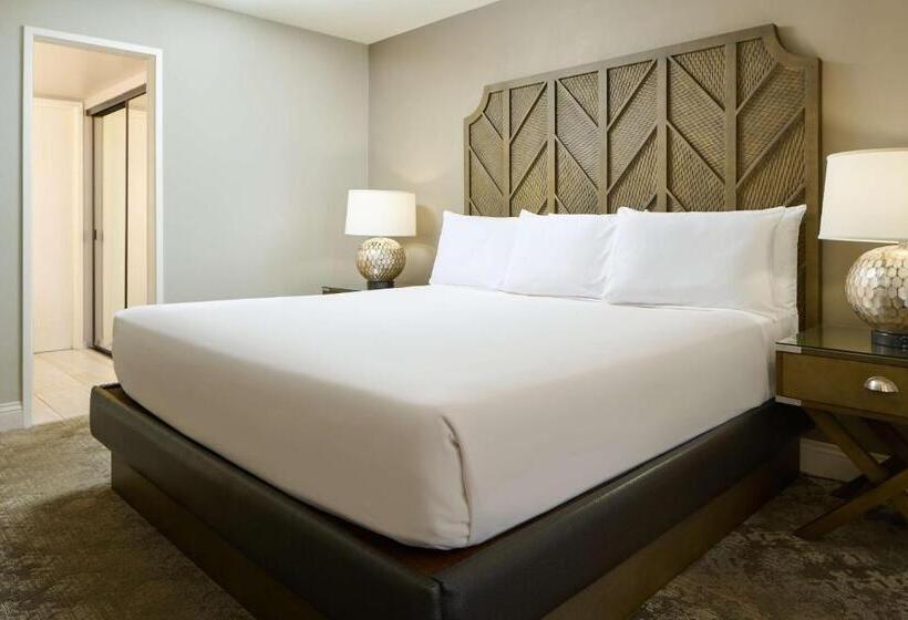 2 Bedroom Premium Apartment Sea View, Aston Waikiki Beach Tower