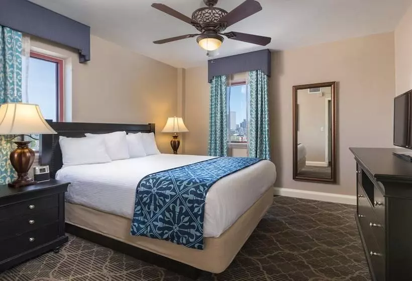 سوییت, Club Wyndham Avenue Plaza
