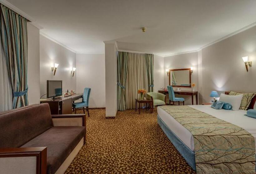 ジュニアスイート, Best Western Plus Khan