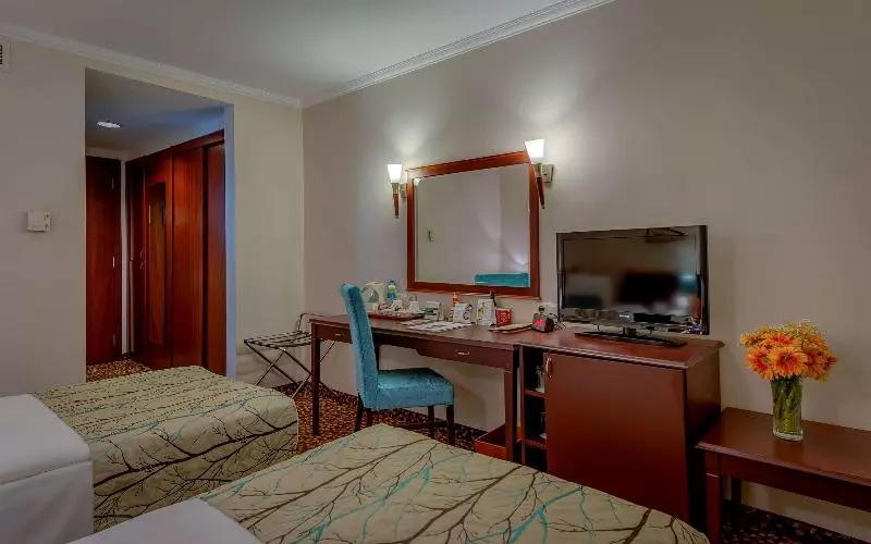 اتاق استاندارد سه نفره, Best Western Plus Khan