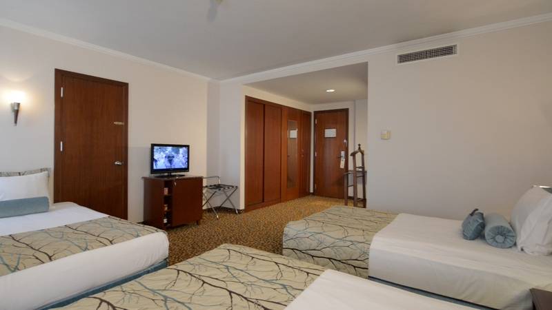 スタンダードトリプルルーム, Best Western Plus Khan