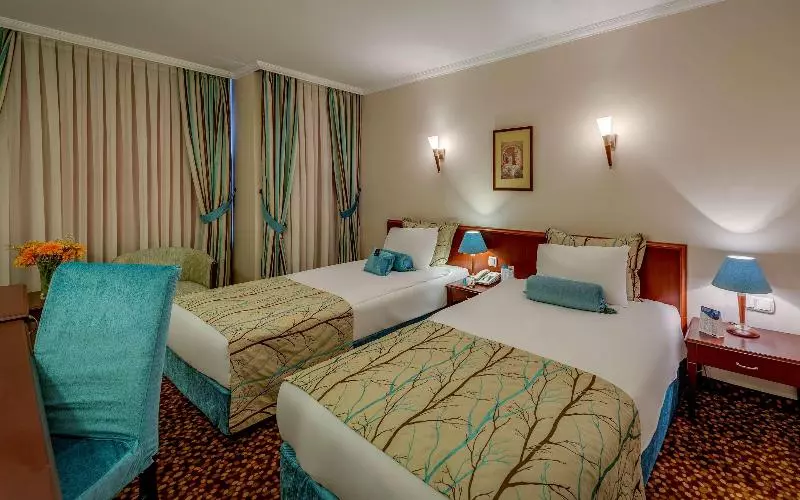 اتاق استاندارد سه نفره, Best Western Plus Khan